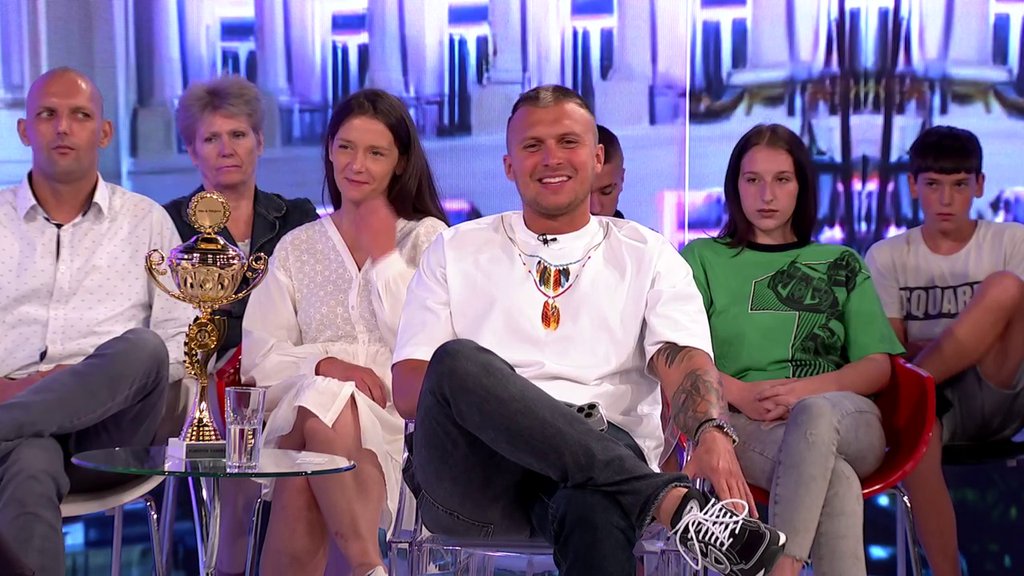 ŠOK U PROGRAMU: Milan Milošević saopštio vesti o raskidu Aneli i Luke, nastao muk u studiju! (VIDEO)