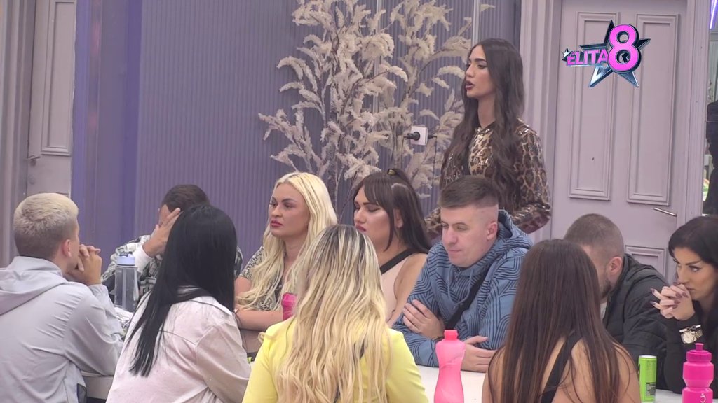 Hoćeš da budeš fin, ali nisi: Aleksandra urla iz petnih žila na Gastoza jer je gurnuo, Anđela je demolirala činjenicama! (VIDEO)