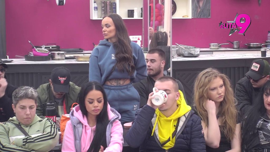 Retrospektiva SVAĐA I BLAMOVA! Teodora u zemlju propala zbog LJUBAVNOG KLIPA sa Bebicom, on i dalje hoće da je ženi! (VIDEO)