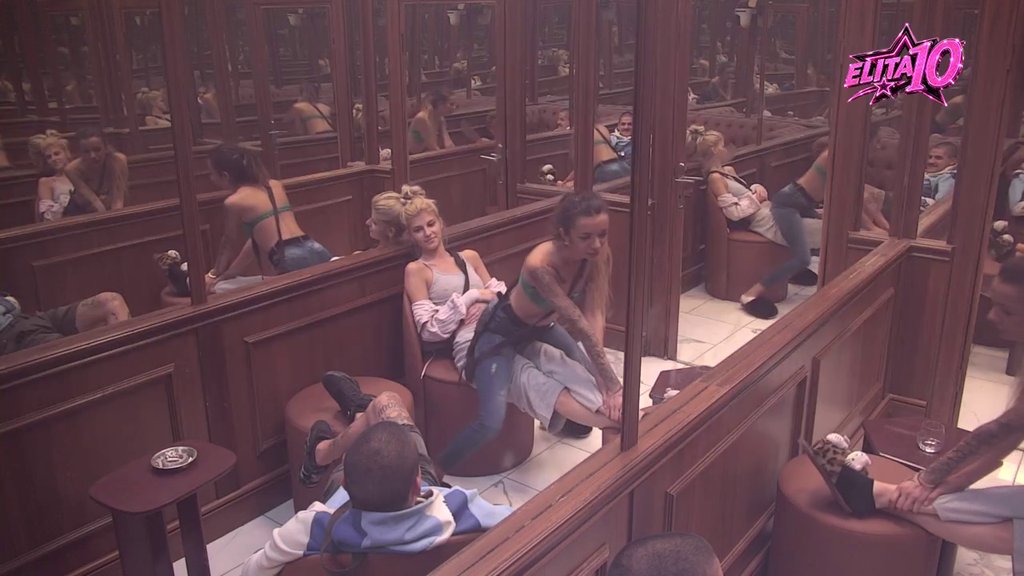 Bilo je dobro: Jasmini popustile kočnice, pa zaskočila Lenu dok Vasilije ne skida pogled sa njih! (VIDEO)