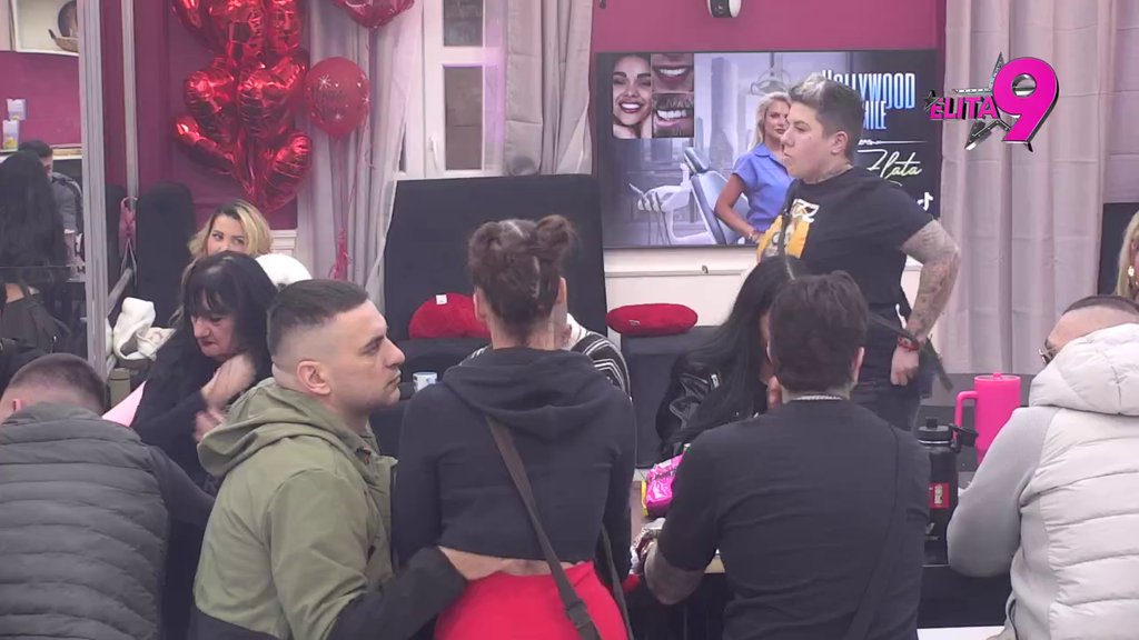 Pokušao da je ukanali, ali uzalud! Anđelo pecnuo Matoru preko Alekseja, ona mu uzvratila duplo: Jesam, pričala sam, ali nisam htela da joj se ODUZME DETE (VIDEO)