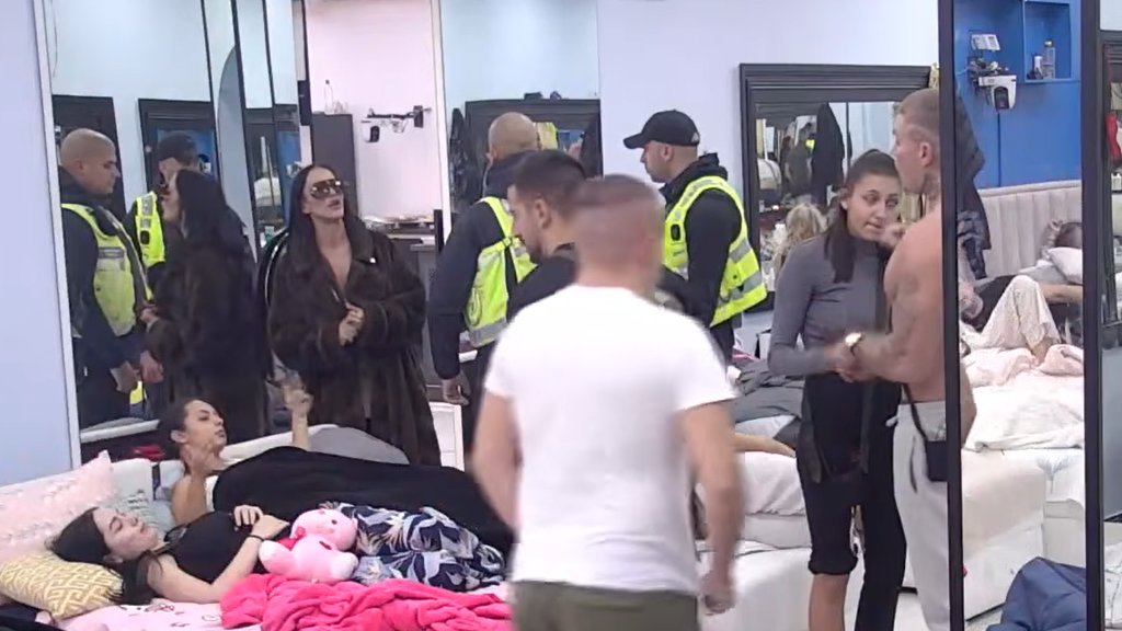 Obezbeđenje na nogama! Poršelina ušla u žestoku raspravu sa Leonom, oplela po njemu kao nikad do sad: Videla sam snimak kako... (VIDEO)