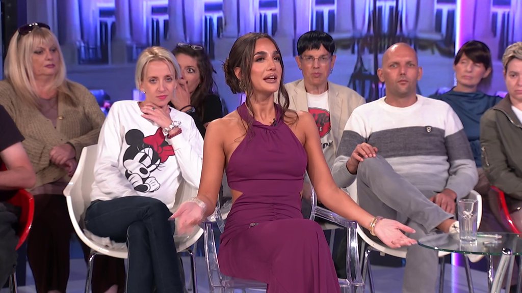Anđela obelodanila sve detalje: Otkrila kako je protekao susret nje i Filipa Đukića, a evo da li su pričali o Eni Čolić! (VIDEO)