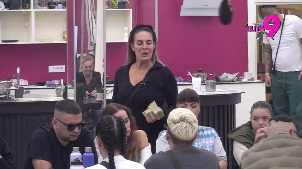Molila si Boga da mi deca poginu i da im se tela ne nađu: Kačavenda otkrila JEZIVE uvrede Miljane Kulić, pa joj zapušila usta: Ne igraj se Boga, šta hoćeš, da nam otvoriš glavu kao Zoli i Đedoviću?! (VIDEO)