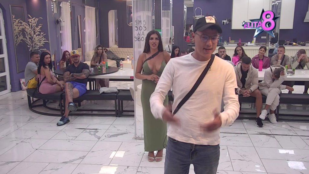 AU, KAKAV RAT ENE I PEJE! Ovakva poniženja još niste čuli, Jovan je srozao za sva vremena: Mama me napravila na vermutu da te k*ram i šutnem! (VIDEO)
