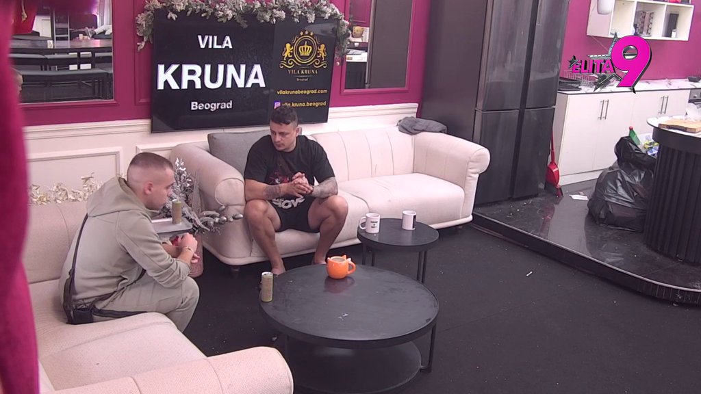 VRAĆA SE NA NEKA VREMENA... Terza tužan što se Mina bez njega UNAZAĐUJE! (VIDEO)