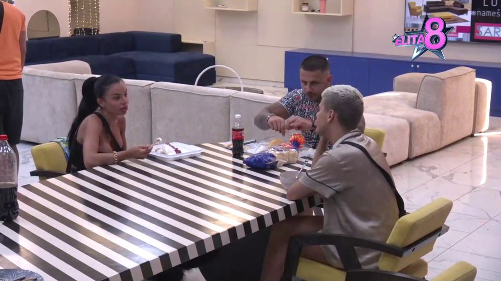 BRUTALNIJA NEGO IKAD: Sanja ponovo ponizila Markovu porodicu, pa izvređala Uroševu majku! Ne bira reči da uvredi! (VIDEO)