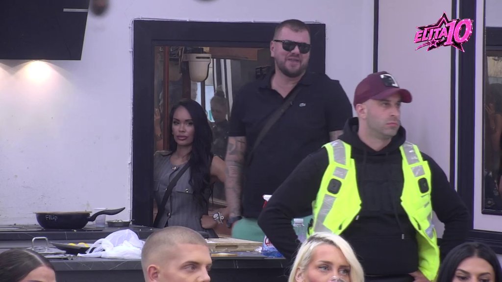 Karambol! Uroš izvređao Sandru, ona skočila na njega, on se obratio Baji: Bajo, pošalji... (VIDEO)