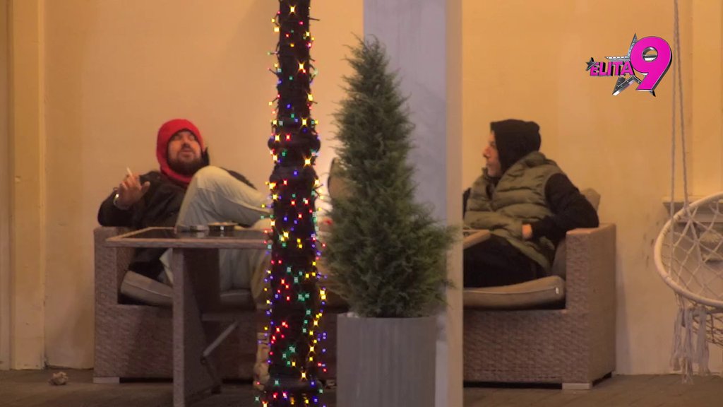 Kakvi su to kompleksi čoveče?! Janjuš i Miki udružili 'zle' jezike, pa brutalno oblatili Vanju Živić zbog silikona! (VIDEO)