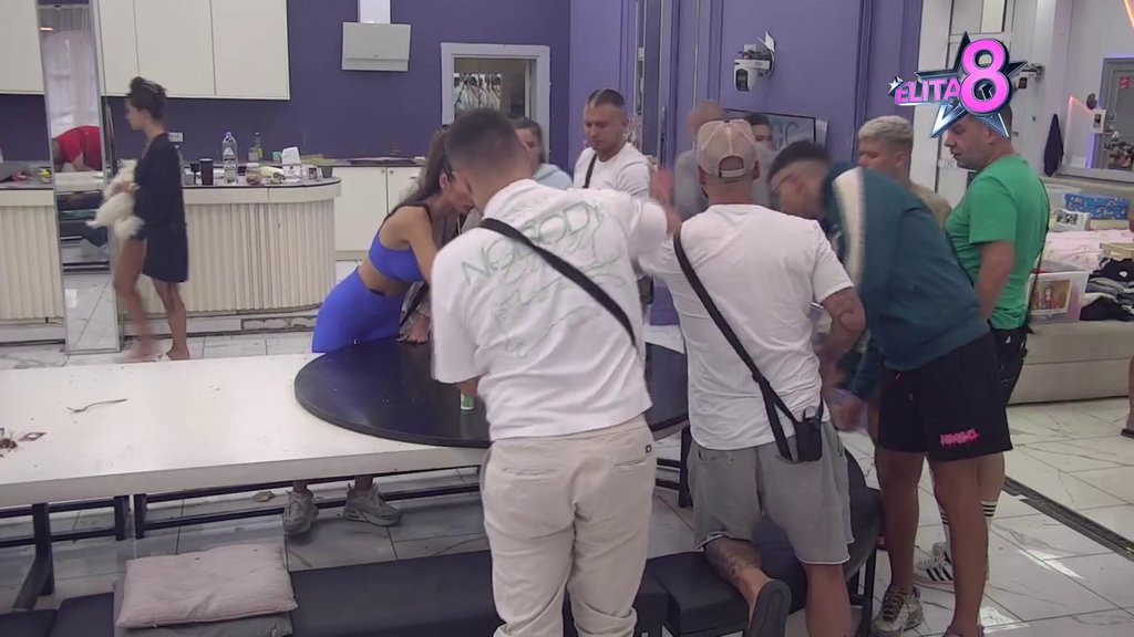 Haos zbog nagrade: Puče prijateljstvo Miće i Luke zbog jogurta, pljušte uvrede! (VIDEO)