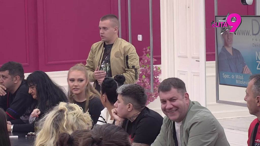 Stizale su joj poruke od muške osobe... Luka otkrio sve o MARATONSKOM HAOSU za Anelin rođendan, pa se pogubio u lažima: Mina i Mića sve obelodanili (VIDEO)