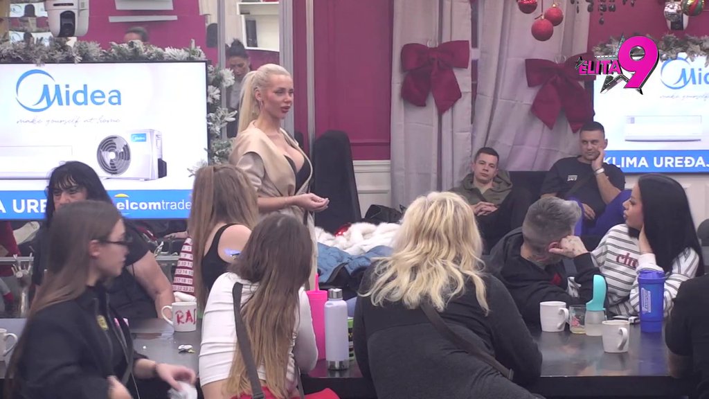 RED PREKORA, RED SLATKOREČIVOSTI: Nakon što ga je nazvala lažovom, Aneli pokvalila Asmina, evo zbog čega (VIDEO)