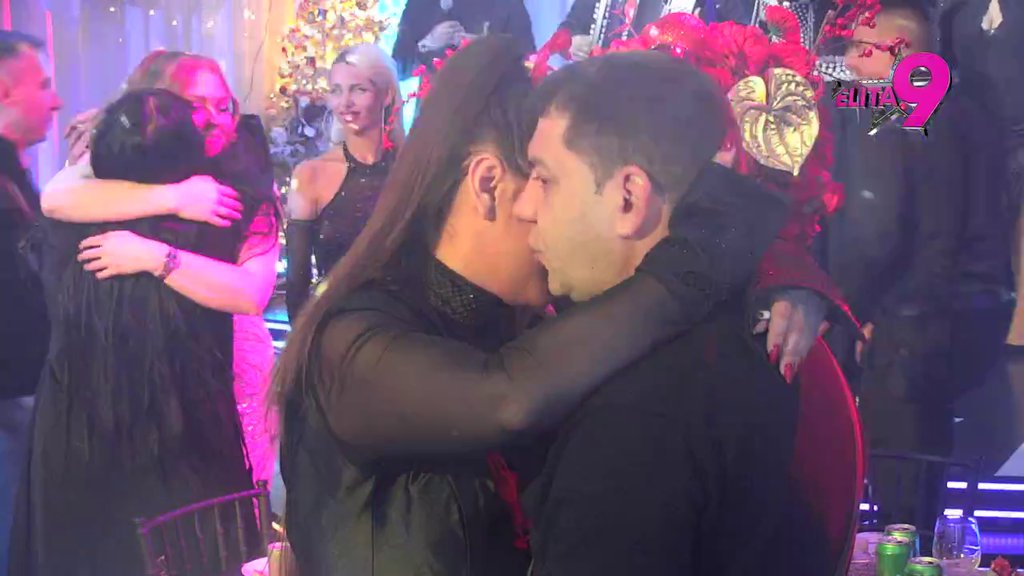 Da svojom glavom razmišljaš sama i da ti odluke ne donosi mama: Ivan se emotivnim rečima obratio Miljani, pa spomenuo i Željka! (VIDEO)