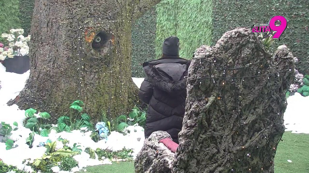 PRIPREMA TEREN! Teodora najavljuje reskid sa Bebicom: Smeta mu Filip, ali ja ne treba da ispaštam! POTOM PONOVO PLJUNULA TAKIJA! (VIDEO)