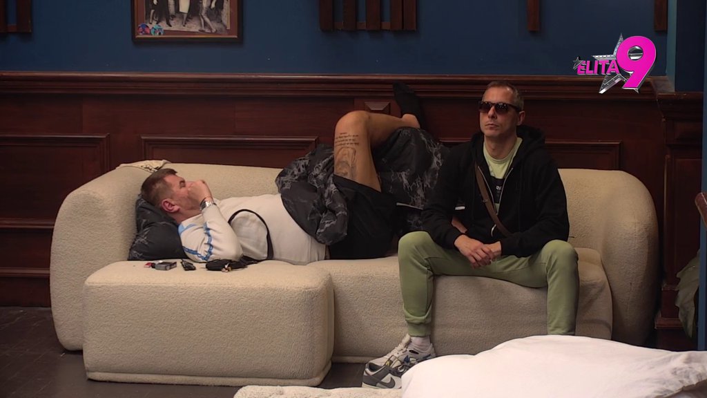 Ona se kune, na Boga ne misli! Janjuš pokrenuo uništenje Maje Marinković, udario na njeno 'prijateljstvo' sa Stanijom, a tek da čujete šta kaže o Ani Korać! (VIDEO)