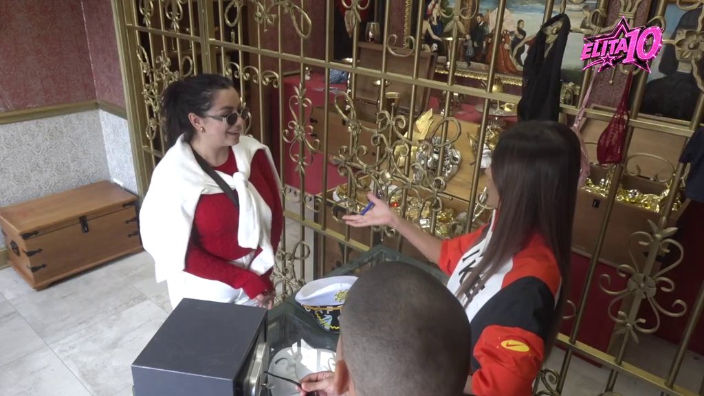 Kako će joj verenik reagovati? Terza izgrlio Gloriju u zalagaonici, Kristina Petrović otkrila da je imala zabranjenu ljubav! (VIDEO)