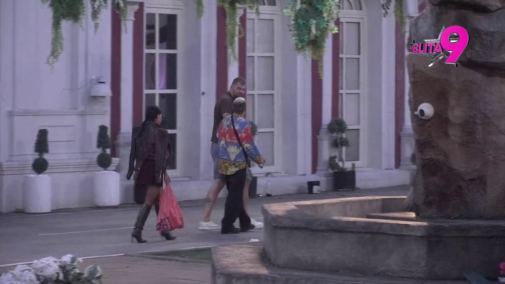 Smeh do suza: Pijani Janjuš trezni još pijanijeg Uroša! (VIDEO)
