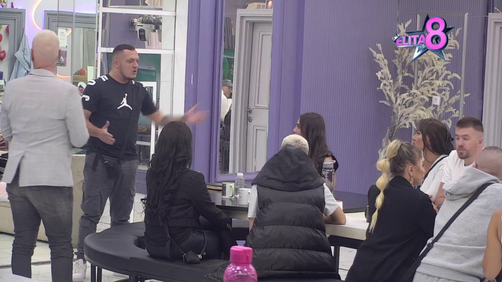 VERUJEM DA SU IMALI S*KS: Gastoz unakazio Anđelu za sva vremena i brutalno je isponižavao, ona urla iz petnih žila! (VIDEO)