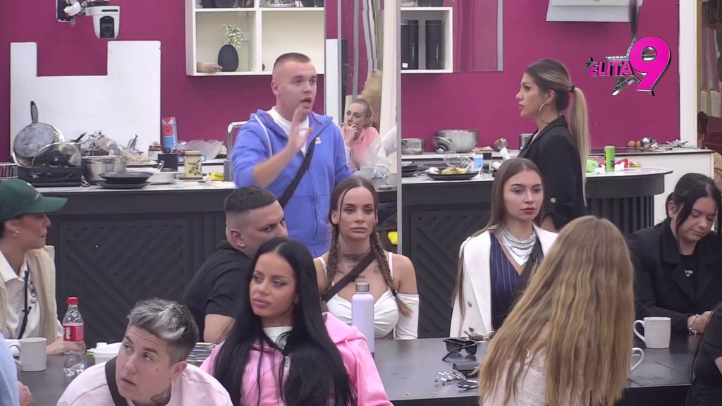 Šok nad šokovima: Alibaba skočio u Anelinu zaštitu, pa žestoko oplelo po Janjušu! Ovo niko nije očekivao (VIDEO)