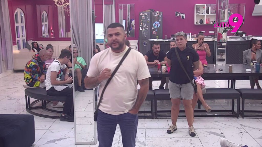 Ovo je kraj Asmina Durdžića: Matora aktivirala vređalicu i sahranila ga argumentima, on dotakao dno! (VIDEO)