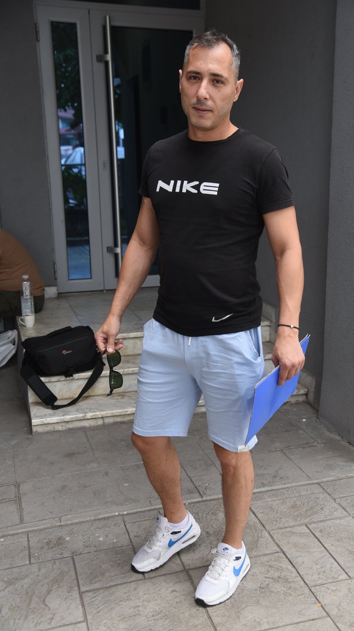 DOBIO SAM ŠAMAR I ZAVRŠIO U ZATVORU! Šok ispovest Hasana Dudića o problemima i poroku sina Mikija: Zbog njegovog duga sam prodao kuću...