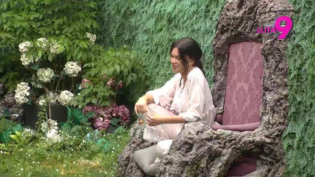 U MOMENTU NAŠEG POVEZIVANJA, PRIZNAO JE BOGINJI SIMPATIJE: Stanija ponizila Anđela kao muškarca, priznala da je od njega VIŠE očekivala! (VIDEO)