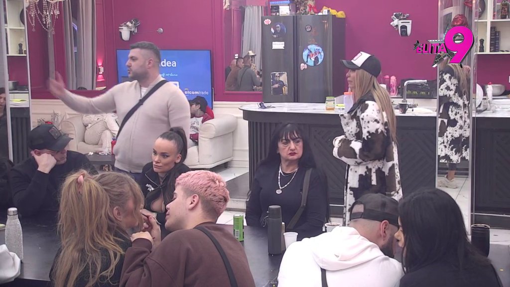 Sklopili primirje: Aneli i Asmin konačno imaju dogovor, ovako će izgledati njihov odnos! (VIDEO)