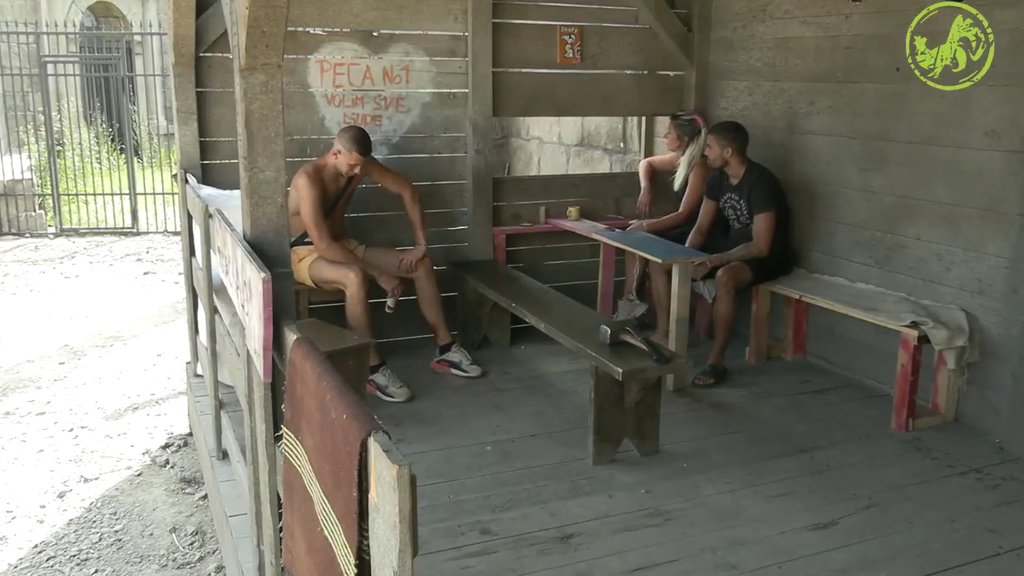 KAO DA SE NIŠTA NIJE DESILO! Nakon burne rasprave zbog Bože, Elena i Ognjen seli pored njega kako bi popričali o svemu (VIDEO)