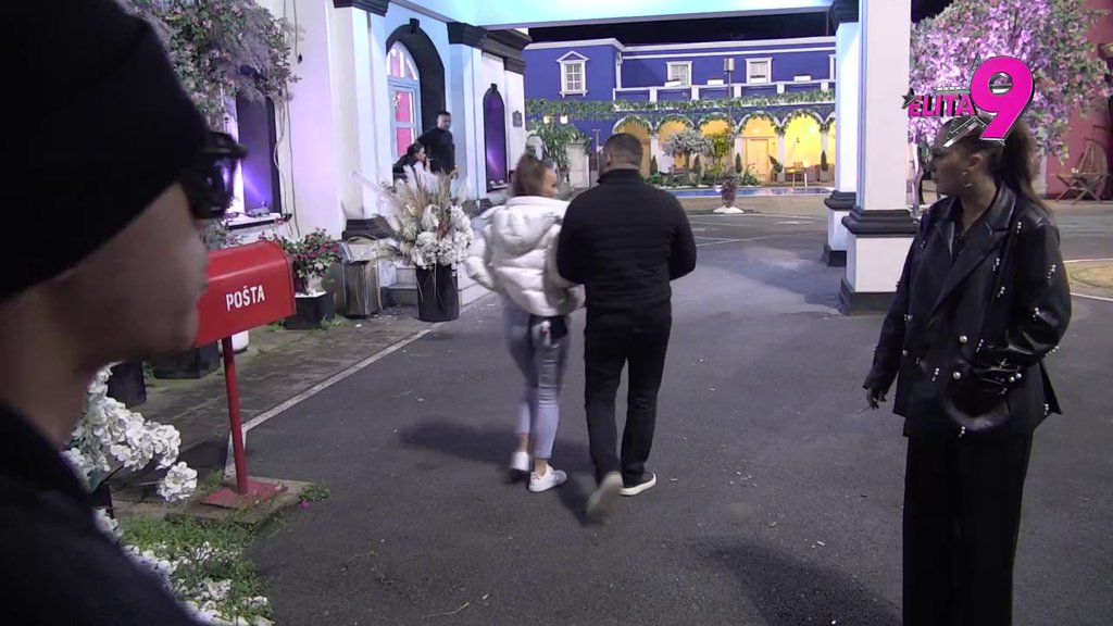 Premazana svim bojama: Teodora uspela da izmakne Alibabi s priznanjem, ali i dalje ne demantuje da joj se sviđa Đukić! (VIDEO)