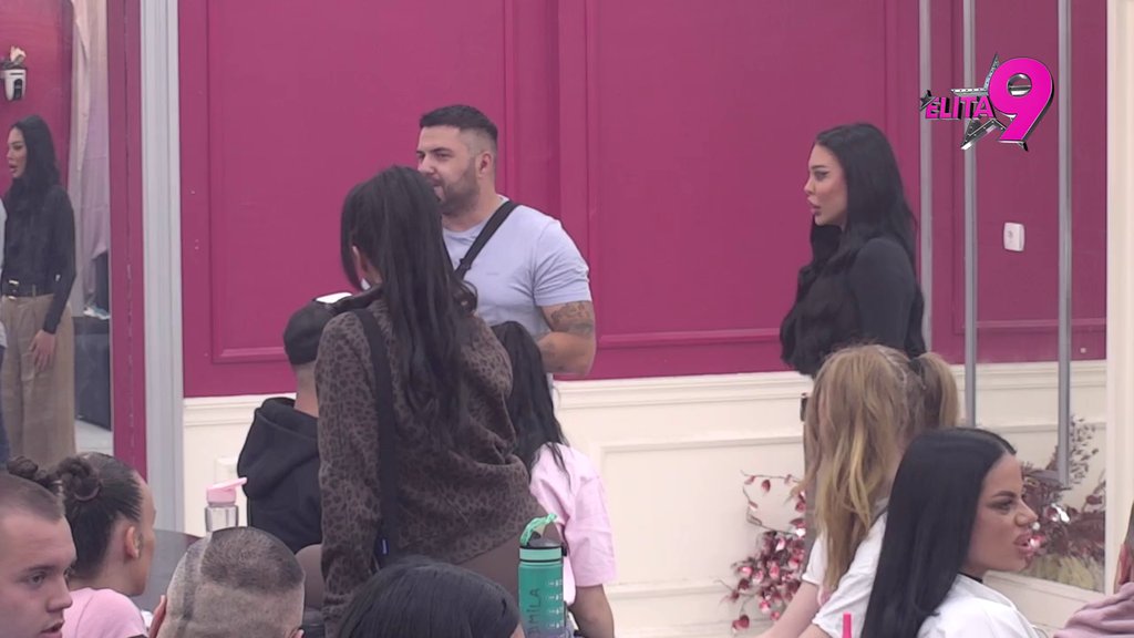 LAŽIMA JE DOŠAO KRAJ! Asmin na stubu srama zbog Barbi filma, Stanija otkrila da je trčao kao ker za Sandrom Afrikom! (VIDEO)