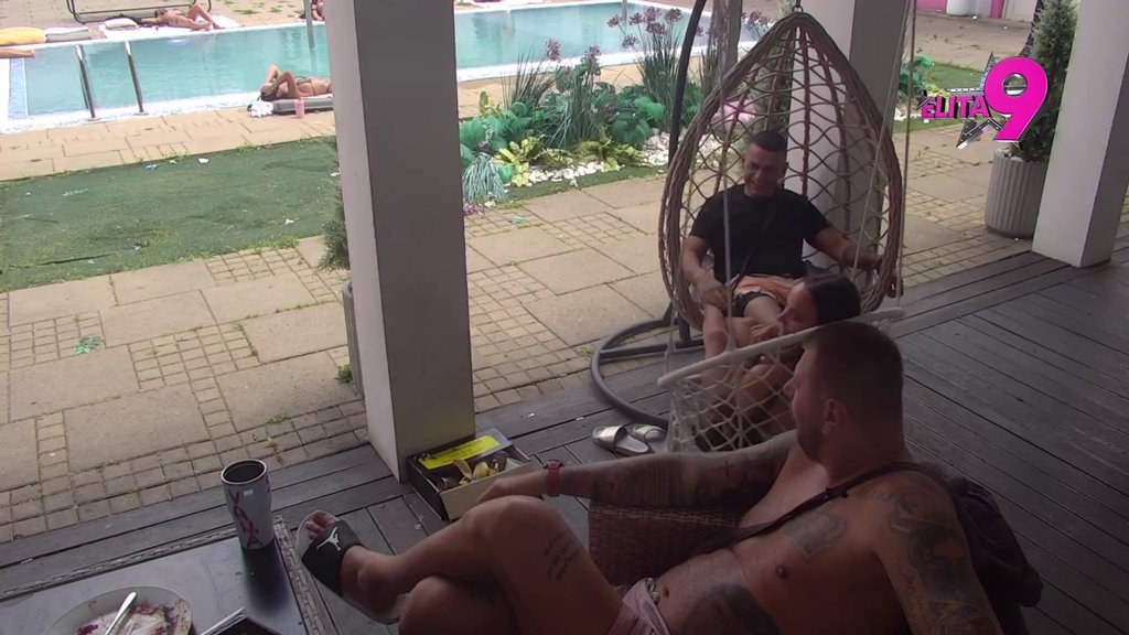 Prvog sam dobio iz ljubavi, a drugog... Janjuš otkrio da su mu Dača i Uroš kao sinovi, ali od različitih žena! Ovo je hit! (VIDEO)