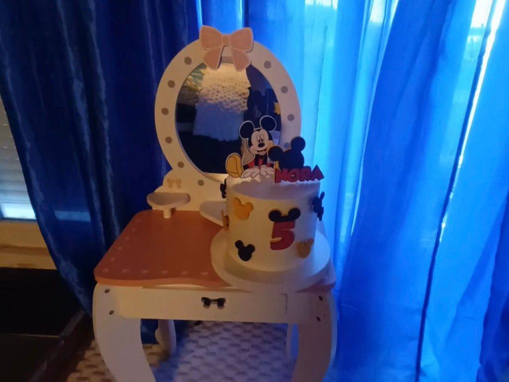 Zavirite u kuću Grofice Ahmić: Ovako slavi Norin peti rođendan dok su mama i tata u Eliti (FOTO)