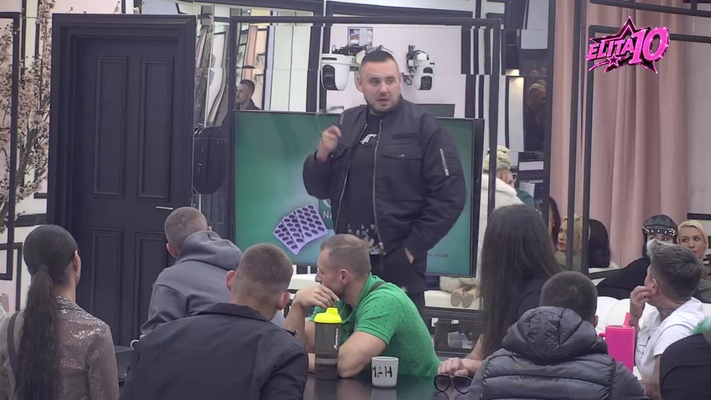 Haos u Beloj kući! Glorija optužila Marka da zrači agresijom, Car izneo šok tvrdnje o njoj: Razdvajao sam u Rijeci tebe i tvog dečka (VIDEO)