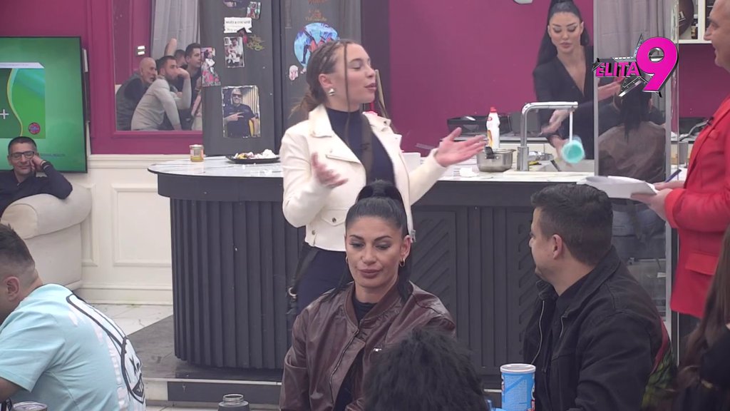 KOD NJE NEMA NE! Miki pred svima odjavio Saru Stojanovi, ona brže-bolje krenula da pozdravlja Zlatu i Hasana! (VIDEO)