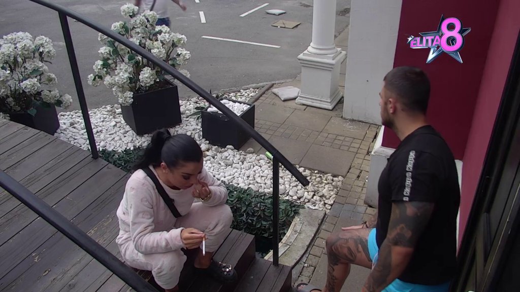 Ponižava me neko koga mogu da zgazim kao vašku: Marko ne dolazi sebi posle sukoba sa Kačavendom, pljuje je na sva usta (VIDEO)