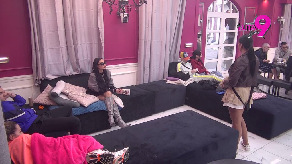 Maja da je dala zeleno svetlo nikad ne bi bio sa tobom: Jakšićka žestoko udarila na vezu Anite i Luke, pobednica Elite 8 opako ponižena! (VIDEO)