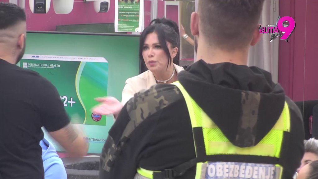 Što bih dobila nervni slom ako sam znala?! Sve karte stavljene na sto: Stanija i Aneli oči u oči, a evo koga je Ahmićeva poslala u izolaciju (VIDEO)