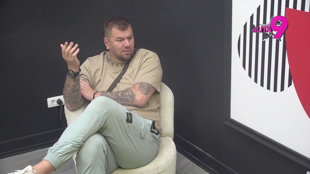 Iz dana u dan tone u sve veći mulj: Janjušu samo kokice fale dok gleda Kačavendin sunovrat, ne može da veruje koliko se izblamirala! (VIDEO)