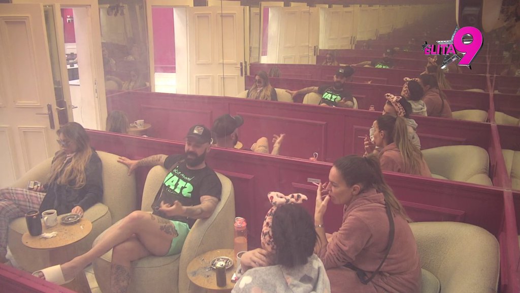 Anđelo izmirio najveće neprijatelje: Luka, Kačavenda i Anita zajedničkim snagama opleli po njemu! (VIDEO)