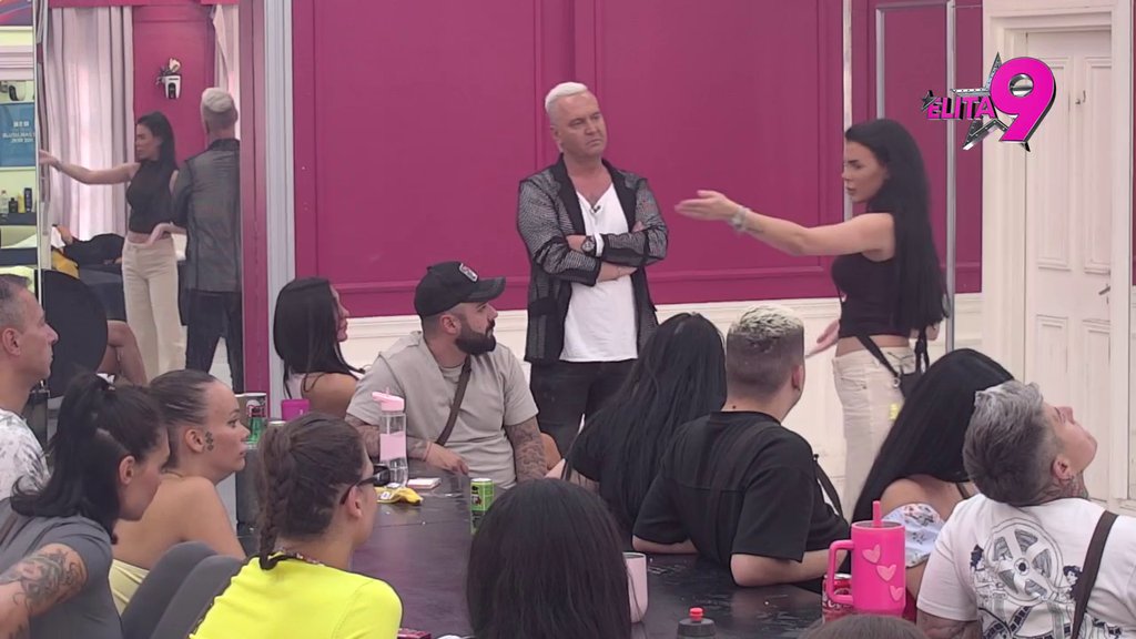 Ko koga tu gleda i odmerava: Luka i Anita sumnjaju da Aneli stalno pravi priču sa njima, ona skočila kao oparena da se opravda (VIDEO)