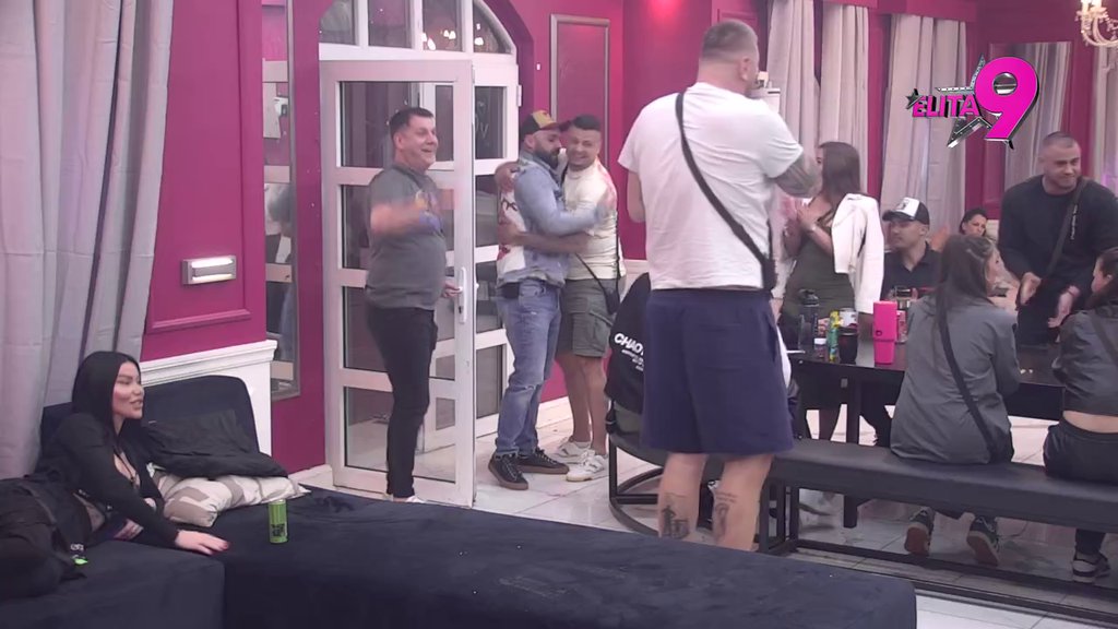 Skočili na noge! Milan otkrio učesnicima da je Anita trudna, a evo kako su reagovali Aneli, Anđelo i Matora (VIDEO)