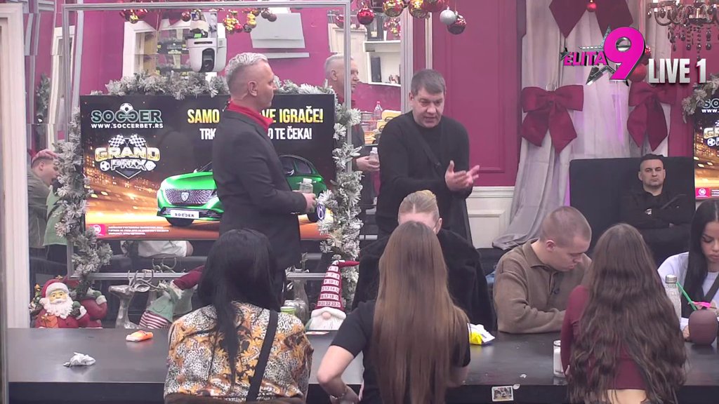 Karambol: Ivanu pukao film i brutalno oblatio Aneli zbog Anđela, pa je pred svima zauvek odjavio! (VIDEO)