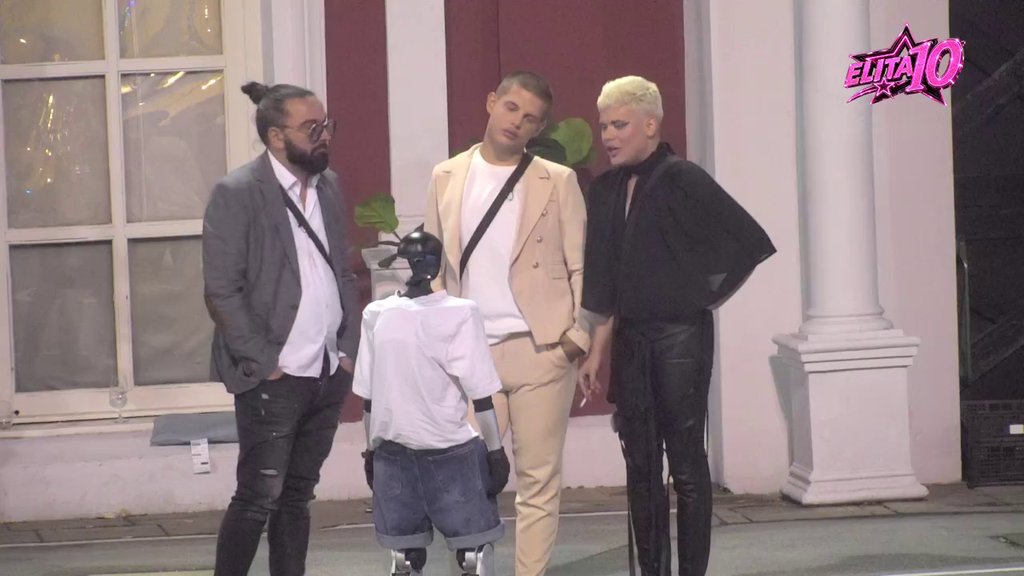 Bora Santana letos sahranio oca, a u isto vreme flertovao s Urošem? Stanić obelodanio šok detalje, ovo je malo ko znao! (VIDEO)