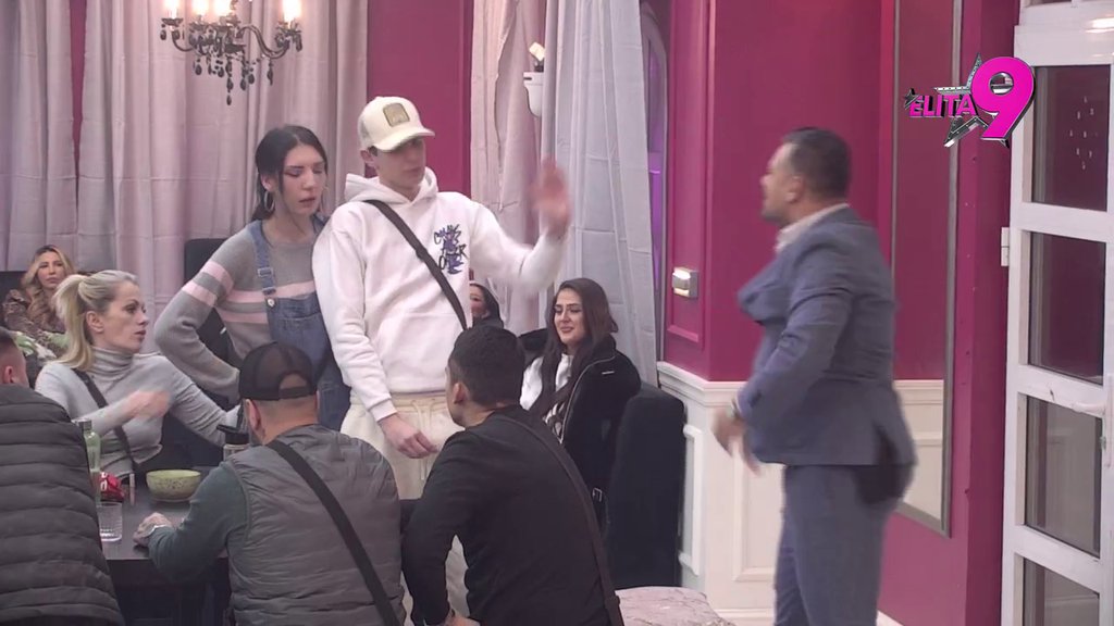 P*čku volim više nego bilo šta na svetu: Bora ludi zbog optužbi da je gej, pa rešio da svima istera inat i posprda se s Urošem do kraja! (VIDEO)