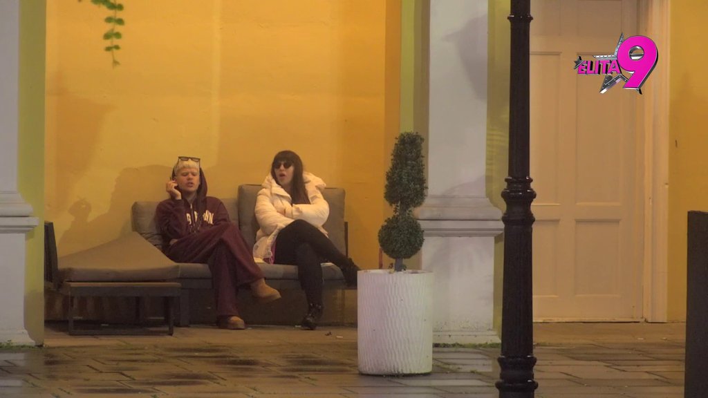 LUKA SE ODREKAO MAJKE ZBOG NJE: Miljana ŠOKIRANA Anelinim ponašanem, Stanić zgrožen njenim odnosom sa Asminom! (VIDEO)