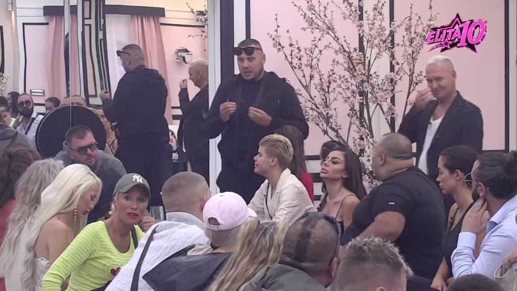 Pukla tikva! Đukić ostavio Aneli pred svima zbog Janjuša, obezbeđenje uletelo zbog Nemanje i Cara (VIDEO)