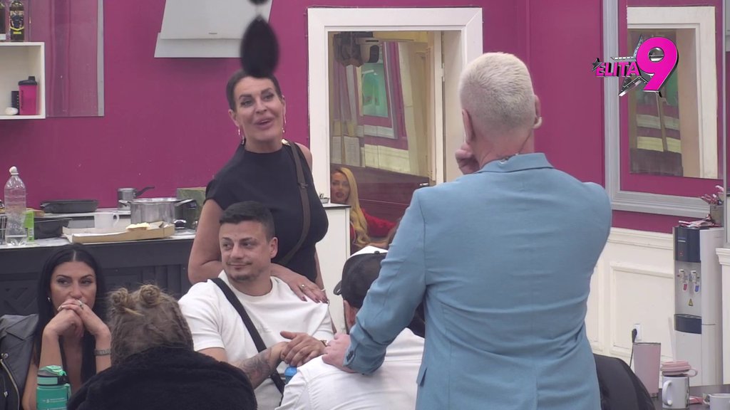 FU*SO, JE*EŠ SE 15 GODINA SA BOBANCEM: Milena rešila da dokaže da je Vanja bila Žani LAŽNA prijateljica, svrstala je u najveći ljudski šljam: SEDELA SI MI SA DECOM... (VIDEO)