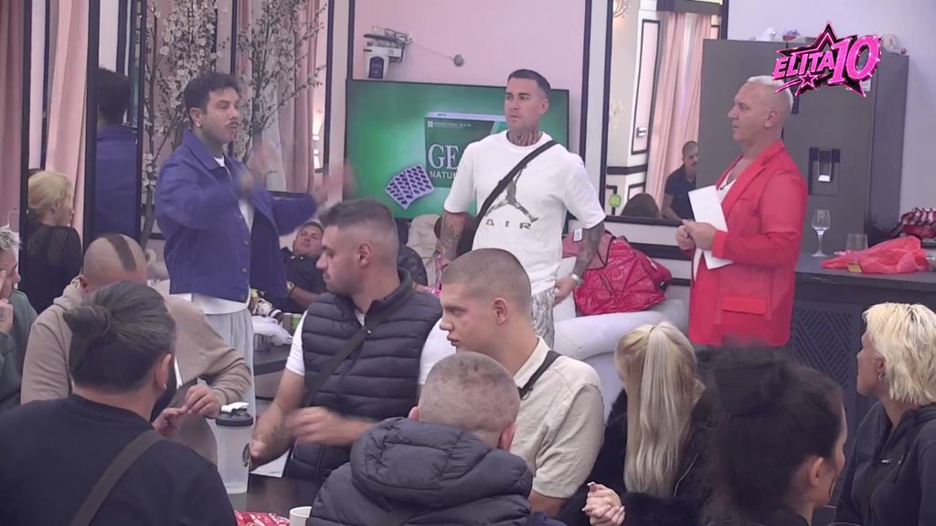 Mislim da je Lores idealna za njega:  Mateja žestoko odbrusio Aneli na njene peckalice, pa Đukić stao u njegovu odbranu! (VIDEO)