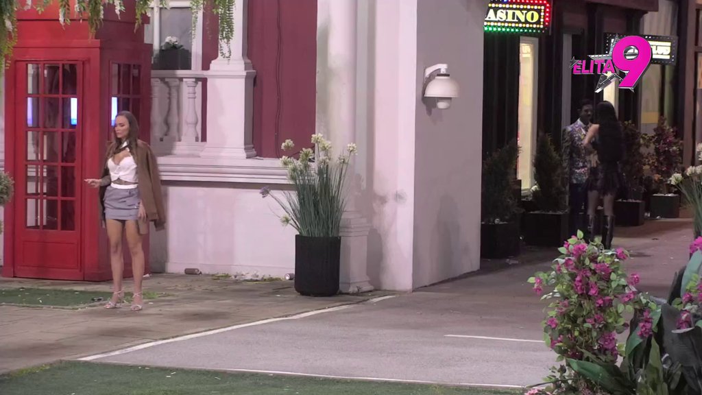 Jedva dočekala da ponovo bude samo njen: Anita i Filip isterali sve na čistac, ona mu prebacila jer je zbog Teodore dobila šut-kartu! (VIDEO)