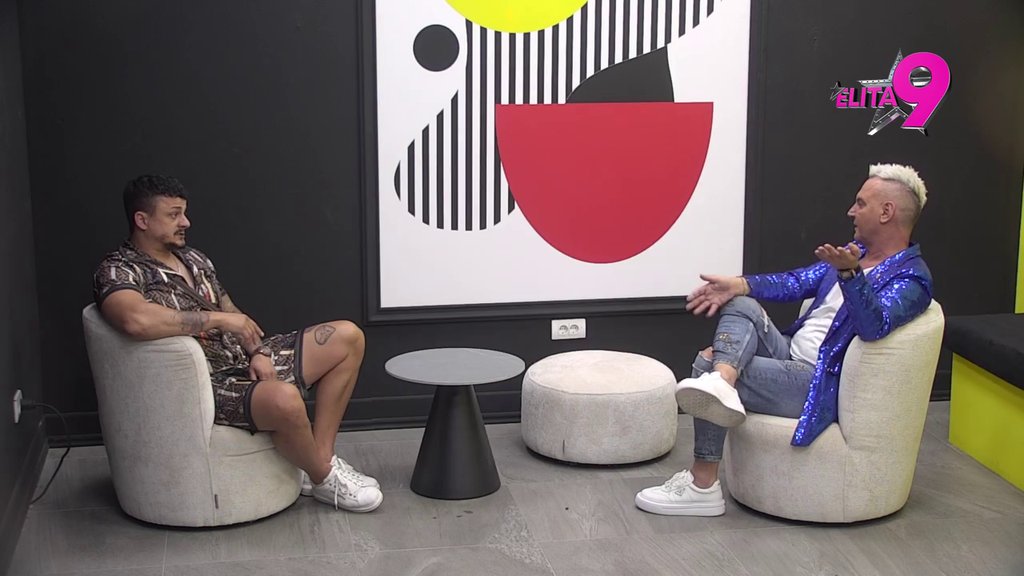 Plaši li se ona Boga i karme?! Terza nikad žešće udario po Sofiji zbog uvreda, potkačio Milicu, pa razotkrio Asmina: Gleda me, prevrće očima... (VIDEO)